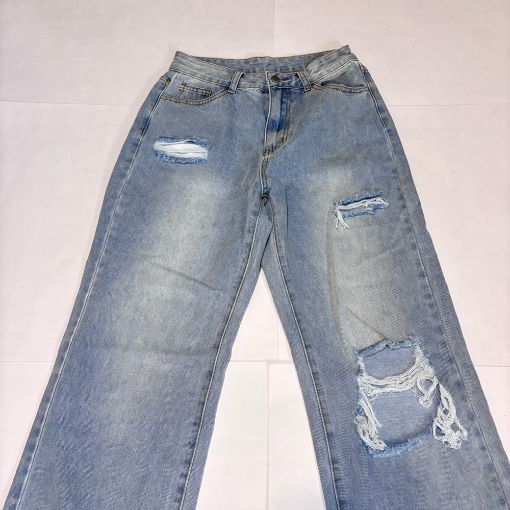 SHEIN Light Blue Distressed Denim Jeans - Picture 3 of 9